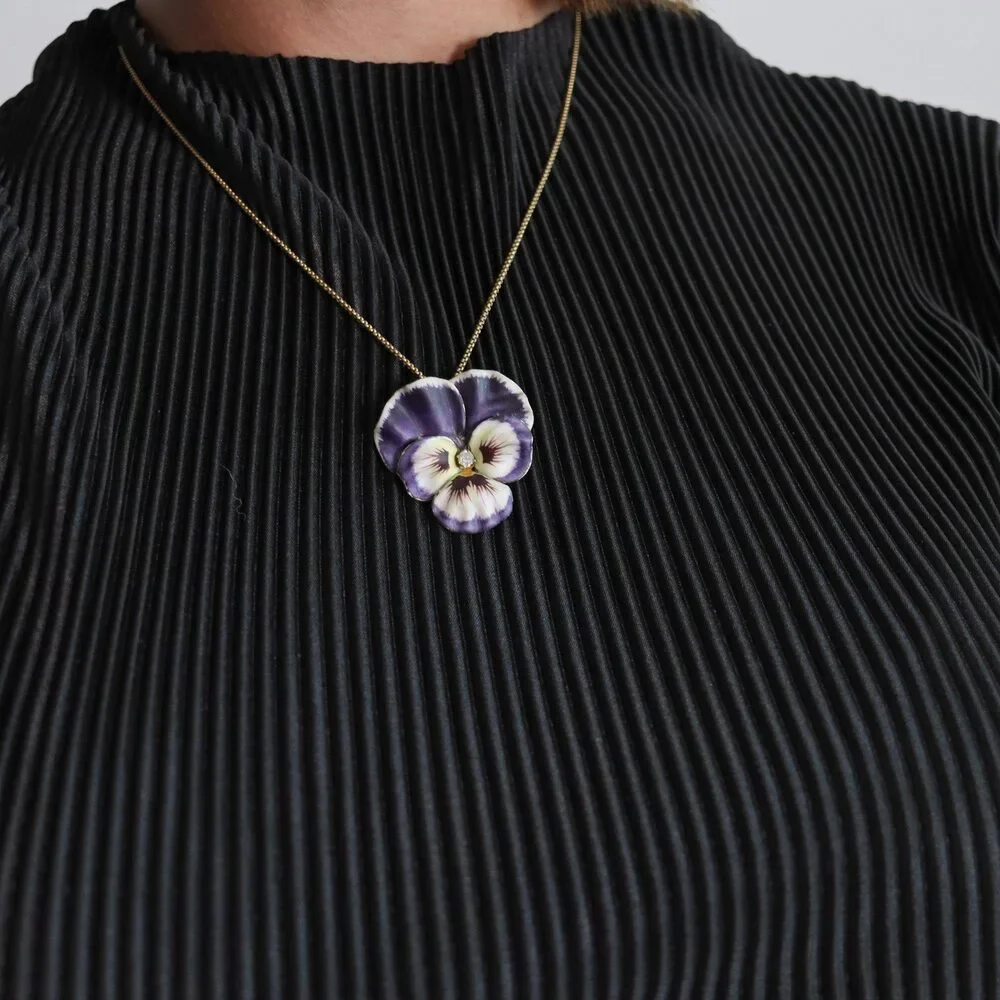 Crane & Theurer 1900 Art Nouveau Enameled Pansy Pendant 14Kt  Diamond - Picture 3 of 8